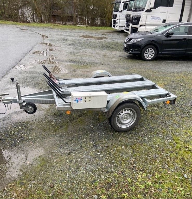 Motorrad Roller Anhänger pkw 750 kg kein Be mieten bei Mister-Event de – 4