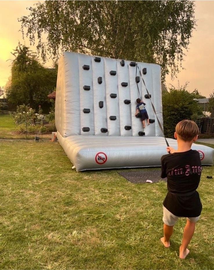 Kletterwand Hüpfburg Geburtag mieten bei Mister-Event de – 4