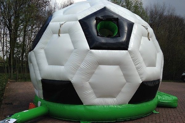 Fußball Hüpfburg mieten bei Mister-Event de – Hüpfspaß für jede Feier – 4