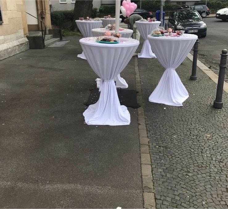 Stehtisch Bistro Tisch Husse Weihnachtsfeier mieten in Bad Vilbel