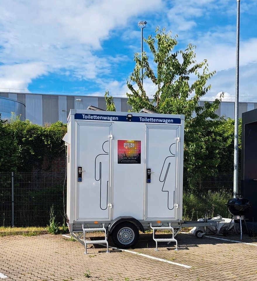 Toilettenwagen Toilette WC Autark Tank klo mieten bei Mister-Event de