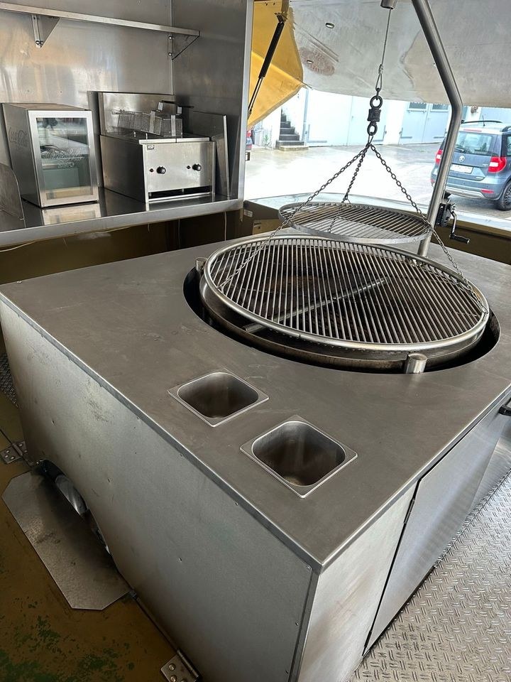 XXL Schwenkgrill Grillwagen Holzkohle Imbiss mieten in Bad Vilbel – 4