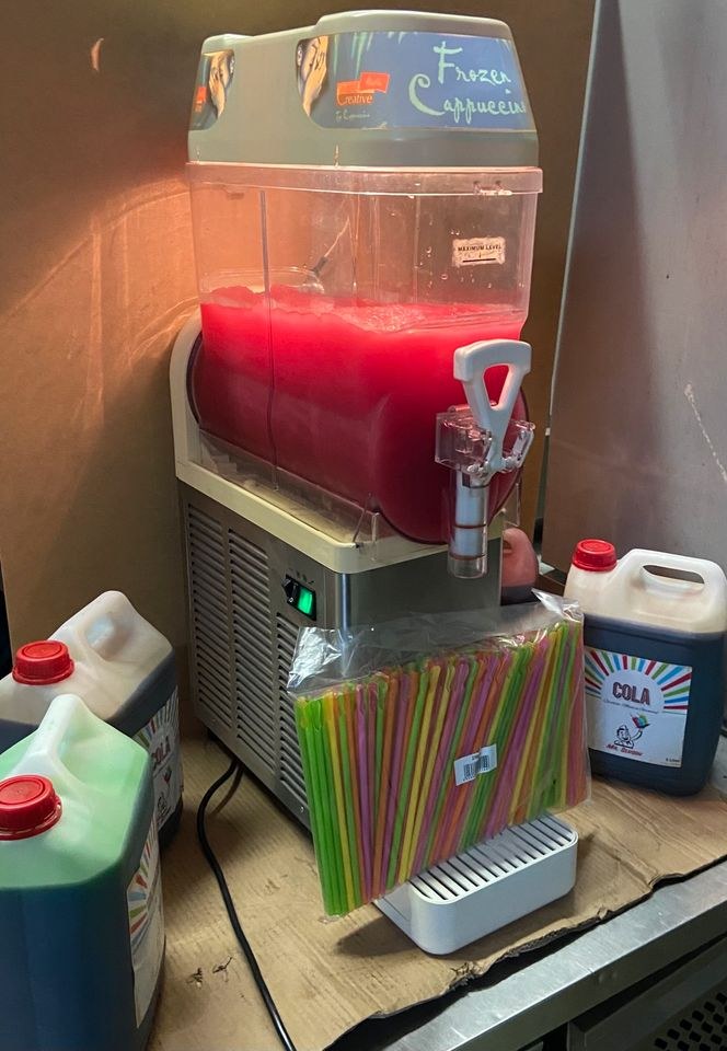 Slush Eis Maschine slushmaschine Sirup mieten bei Mister-Event de