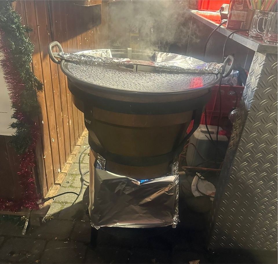 Feuerzangenbowle Suppentopf Weihnachtsmarkt mieten bei Mister-Event de