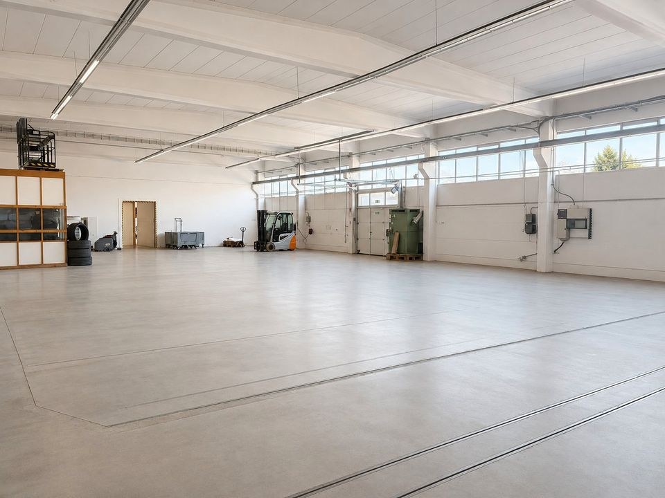 Lagerhalle Günstige Lagerfläche Kurz mieten bei MMP-Rent