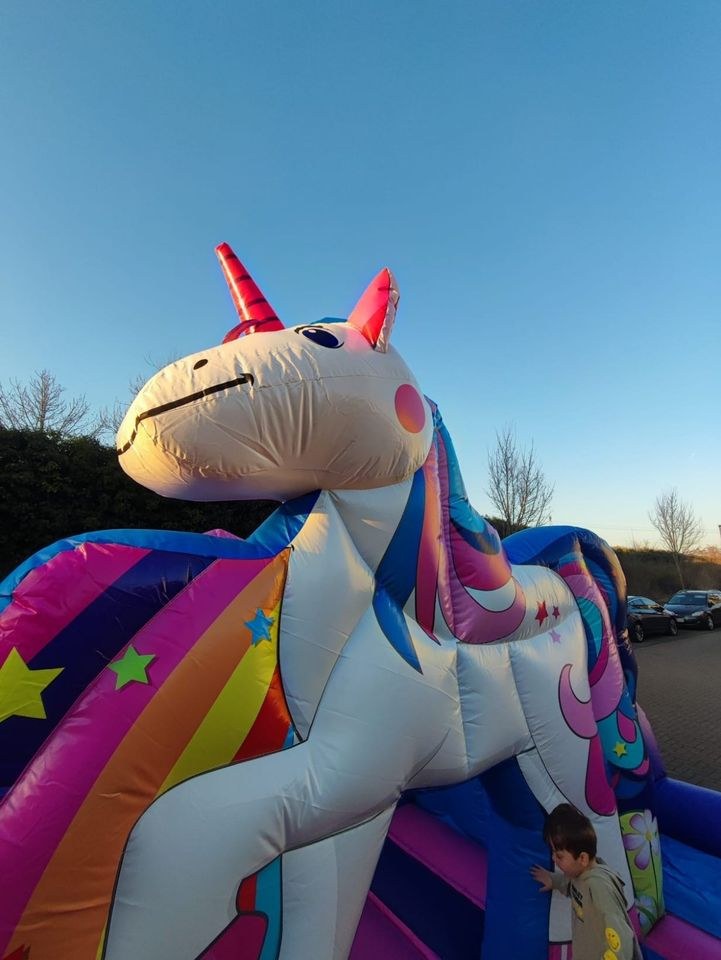 Einhorn Hüpfburg mieten in Dormagen – Hüpfspaß für jede Feier – 2