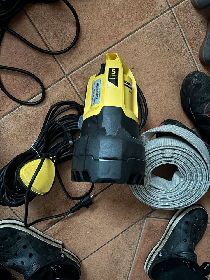 Schmutzwasserpumpen auch C Rohr Notdienst mieten bei MTK-Rent – 3