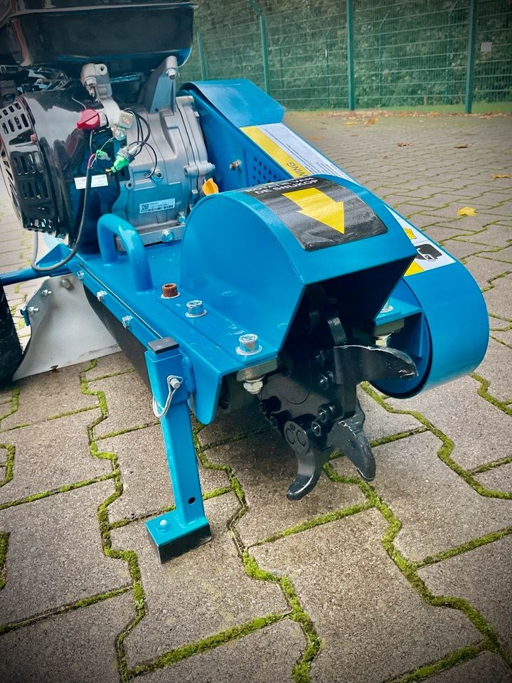 Stubbenfräse Baumstumpffräse 15 PS Wurzelfräse mieten bei MTK-Rent – 4