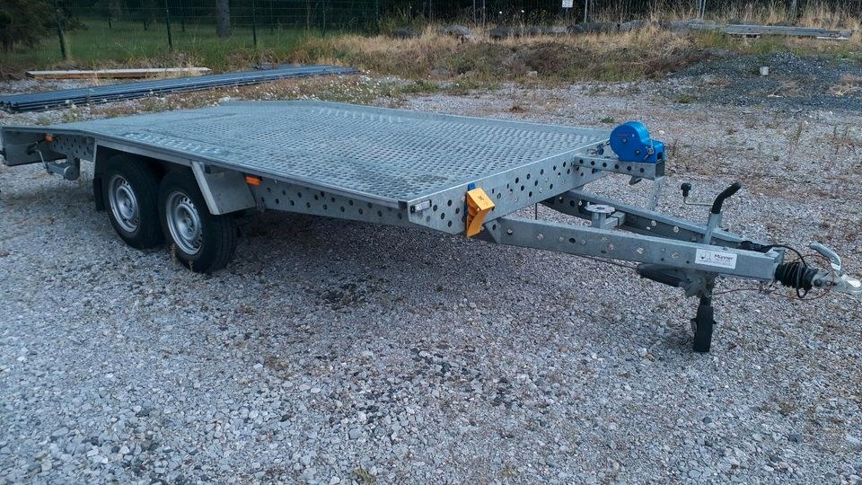 Hochlader Autotransporter Anhänger mieten bei Münner Trailer & More – 3