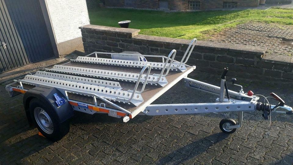 Motorradanhänger mieten bei Münner Trailer & More