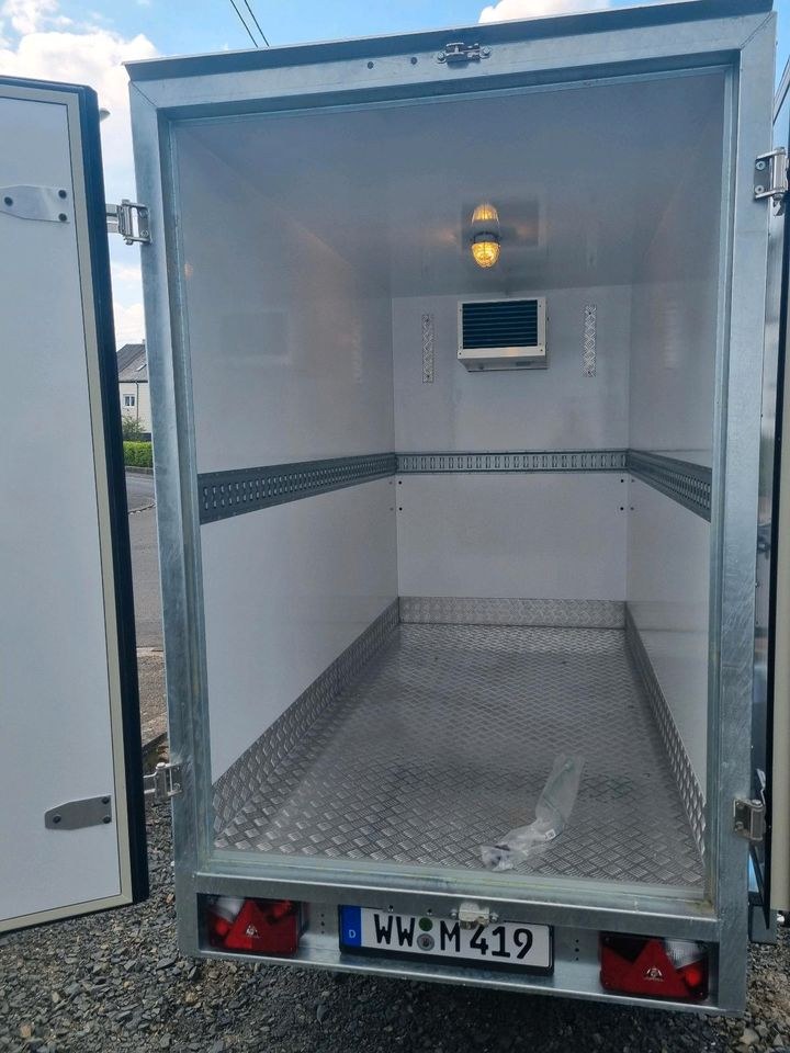 Kühlanhänger Kühlwagen Anhänger mieten bei Münner Trailer & More – 3