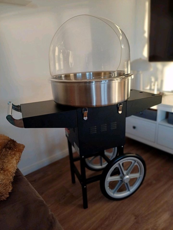 Zuckerwattemaschine schwarz mieten bei Candybar & Dekoverleih – 2