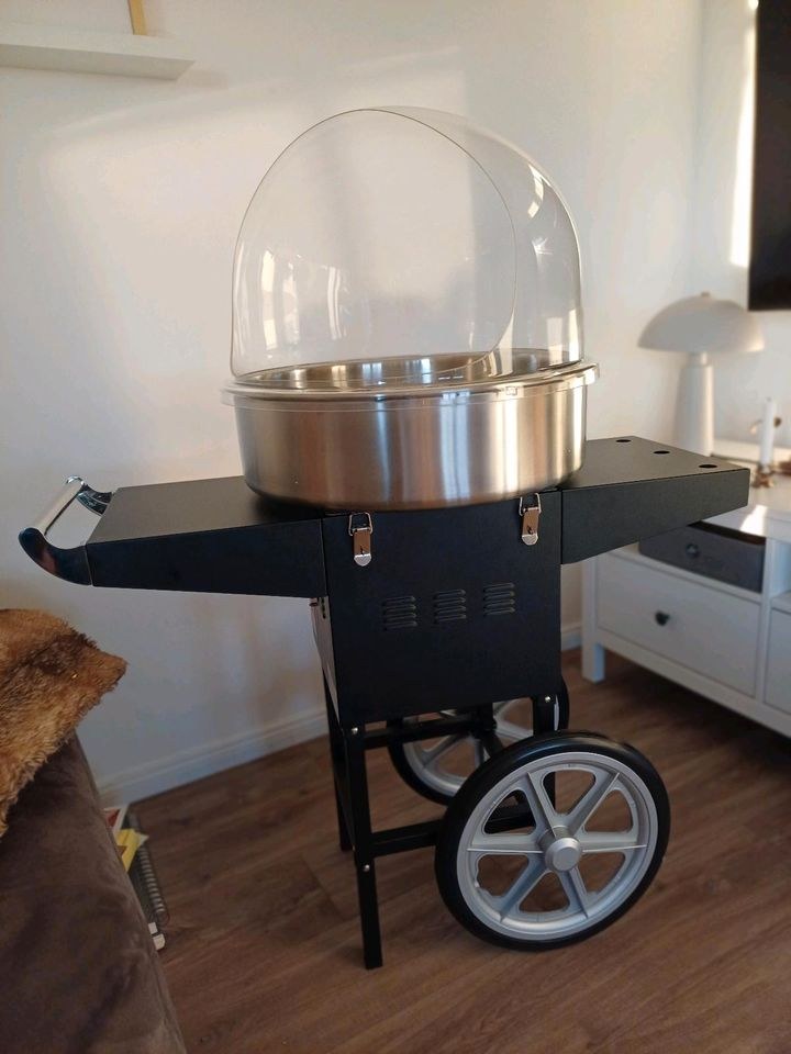 Zuckerwattemaschine schwarz mieten bei Candybar & Dekoverleih – 4
