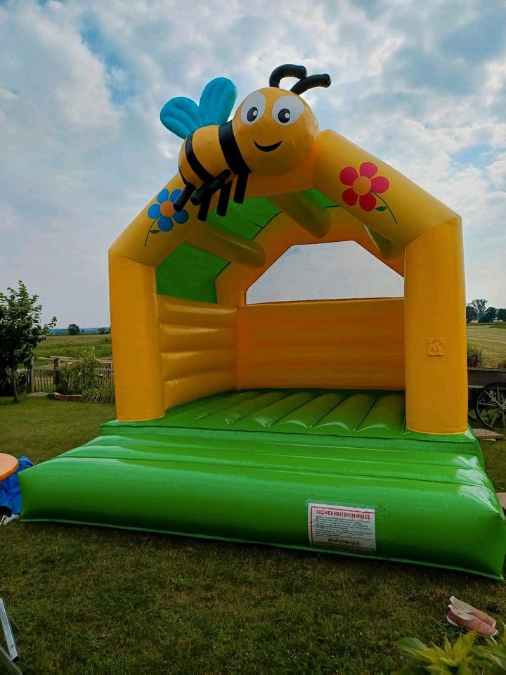 Hüpfburg Kindergeburtstag mieten in Stelle – Hüpfspaß für jede Feier – 4