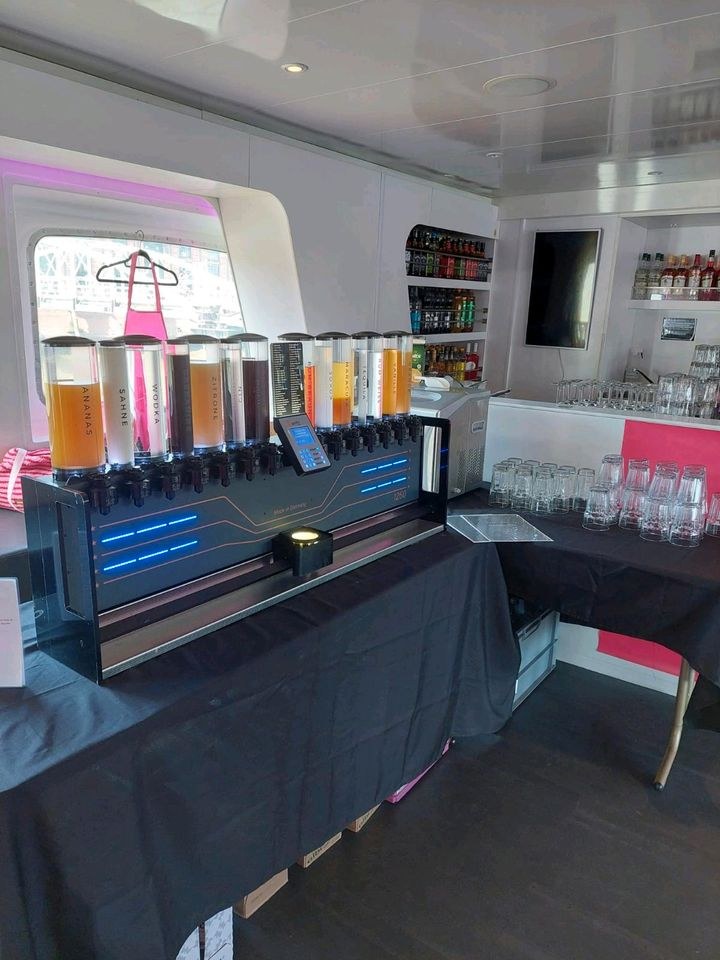 Cocktailmaschine Cocktailautomat mieten bei Candybar & Dekoverleih – 3
