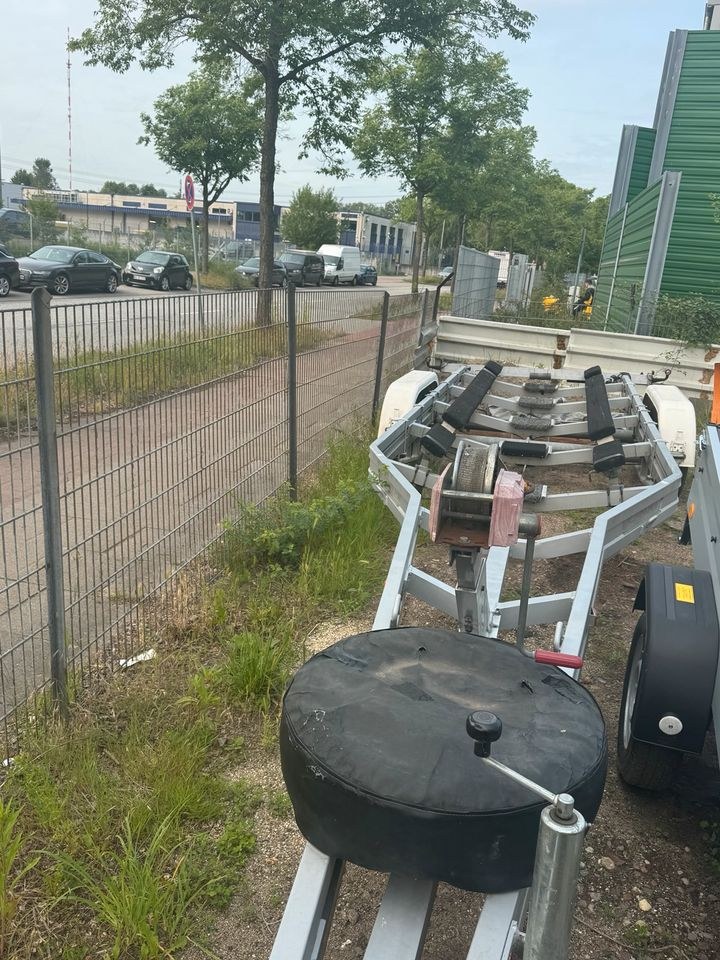 Bootstransport Anhänger mieten bei Moorfleeter Anhängervermietung – 4