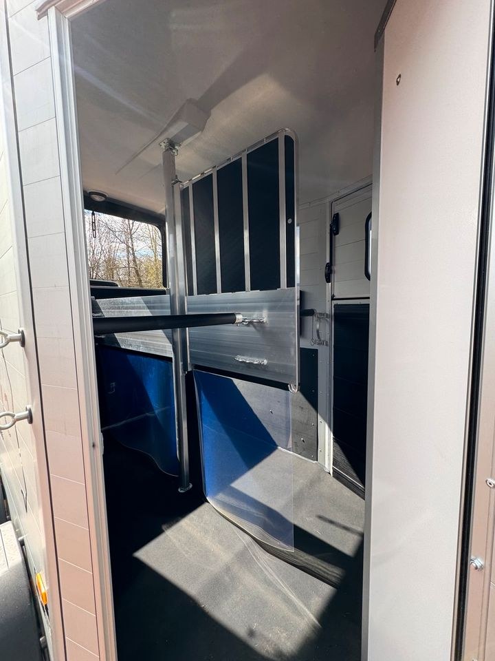 Pferde Anhänger mieten in Hamburg Billbrook – für Umzug & Baumarkt – 4
