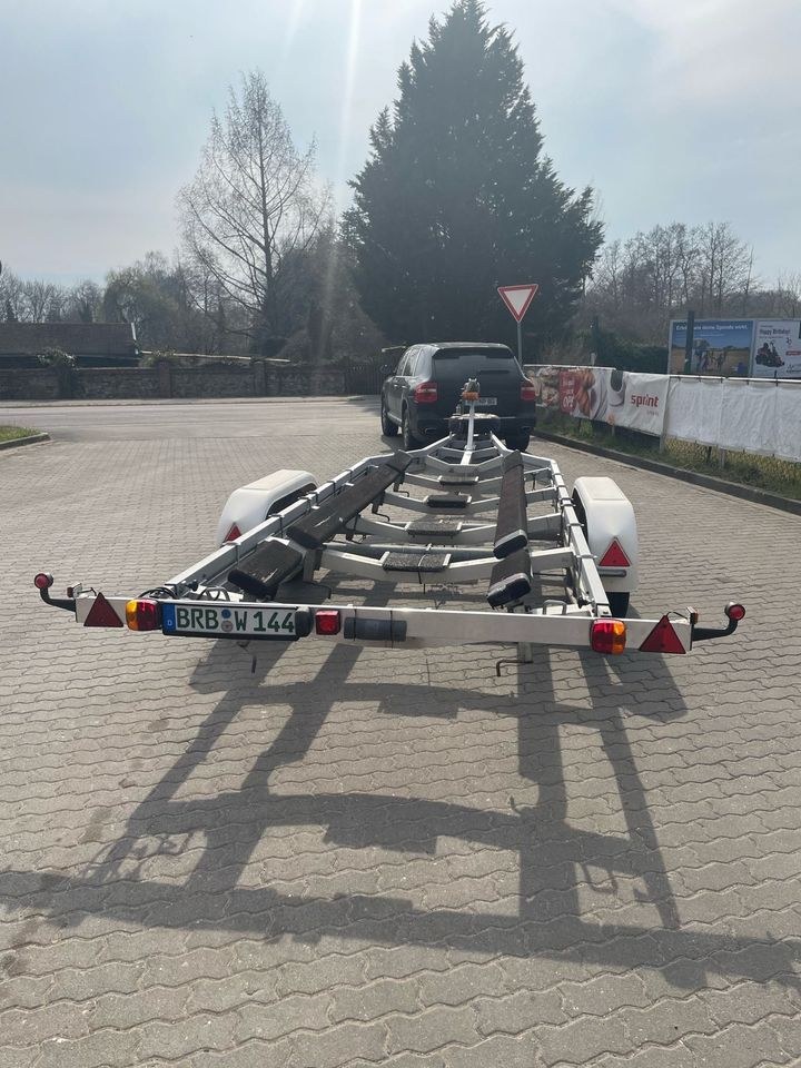 Bootstransport Anhänger mieten bei Moorfleeter Anhängervermietung – 3