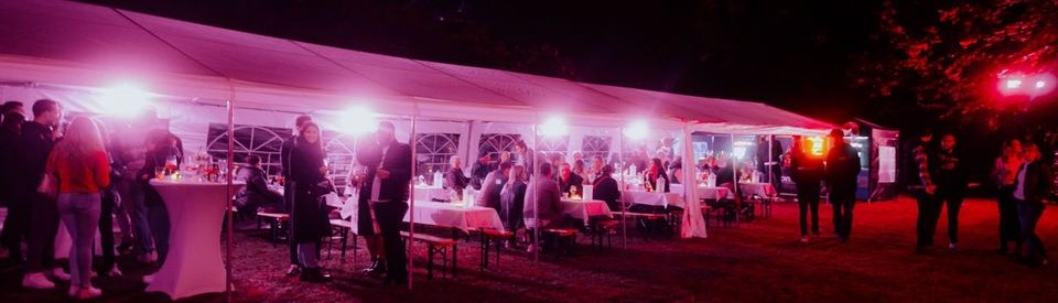 ZELT BIERZELT TANZBODEN STEHTISCH mieten bei ONE MOMENT EVENT – 2
