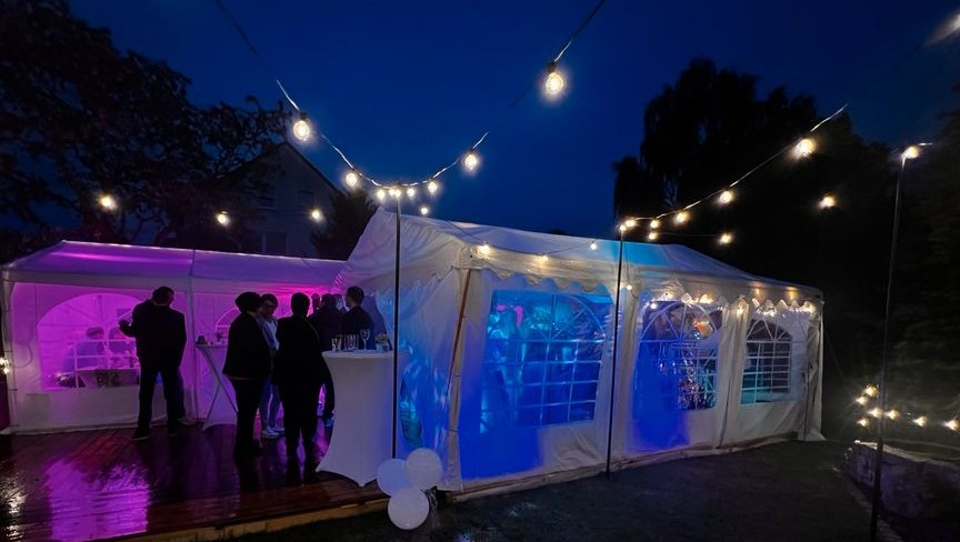 ZELT BIERZELT TANZBODEN STEHTISCH mieten bei ONE MOMENT EVENT – 3
