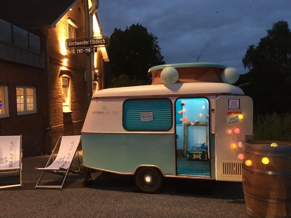 FOTOBOX CARAVAN mieten bei Onesound – das Highlight auf jeder Feier