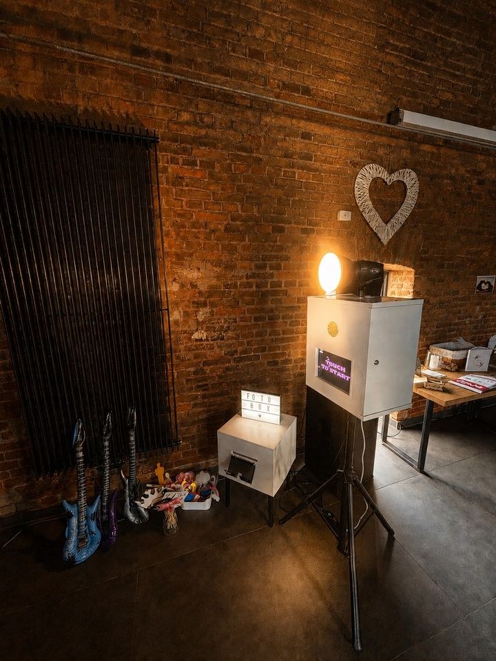 FOTOBOX mieten bei Onesound – das Highlight auf jeder Feier