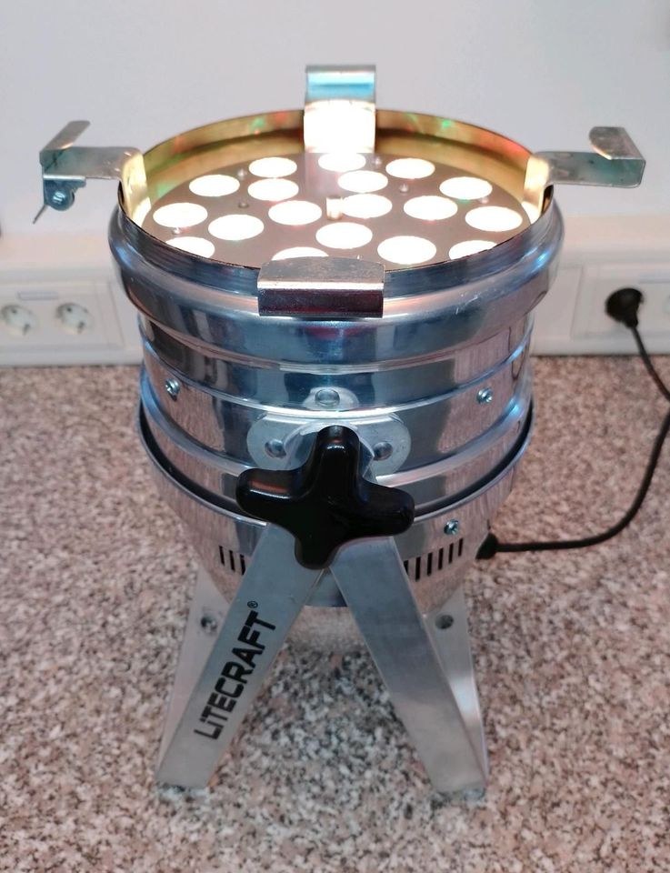 LED Scheinwerfer N Litecraft AT3 mieten in Bietigheim-Bissingen – 2