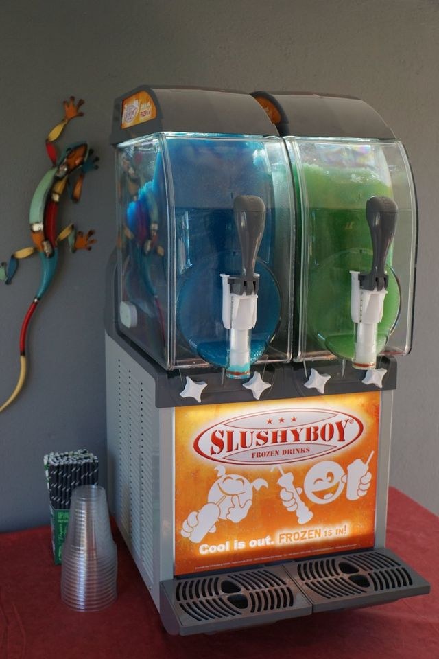 Slush Maschine 2 X 11 L Eis Slushy mieten in Bietigheim-Bissingen – 3