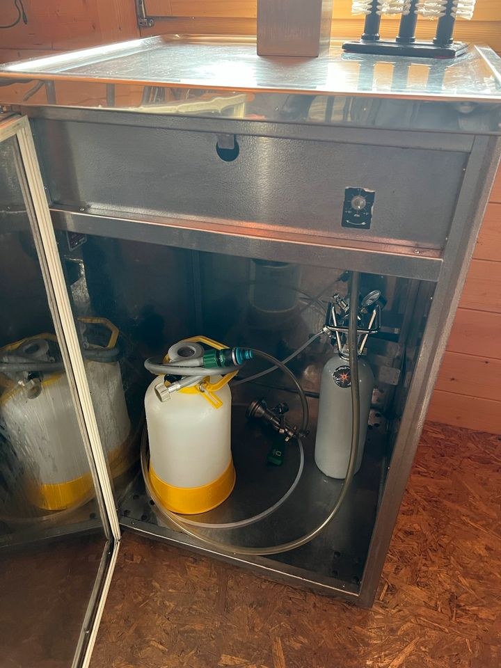 Bier Zapfanlage Kühltheke mobile mieten bei Party DJ Fabrik" – 4
