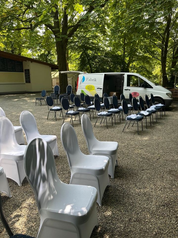 Stuhlhussen diverse Stühle mieten bei Party DJ Fabrik" – 3
