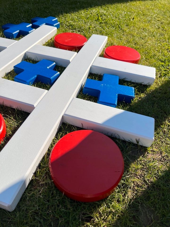 Tik Tak Toe Spiel 3 gewinnt mieten bei Party DJ Fabrik" – 3