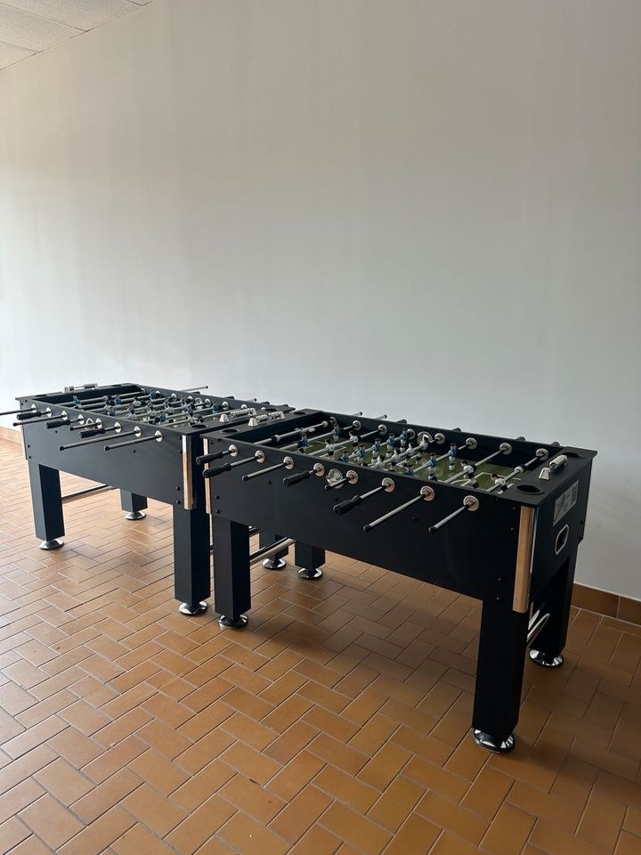 Kickertisch Spaß Equipment Tischkicker mieten bei Party DJ Fabrik" – 3