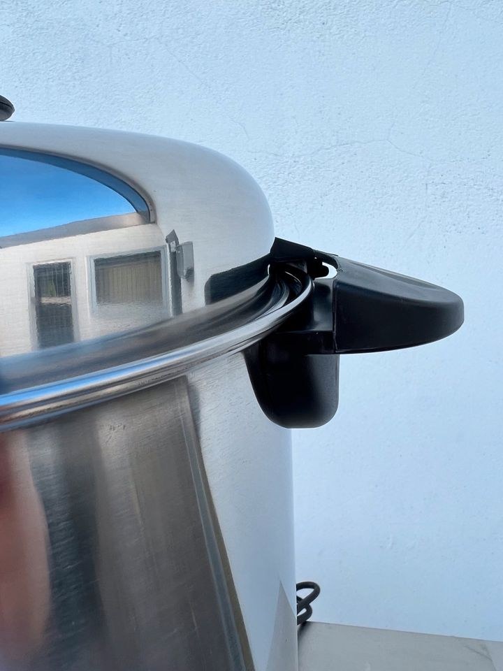 Glühweinkocher Teemachine,Glühweintopf 10L mieten bei Party DJ Fabrik" – 3