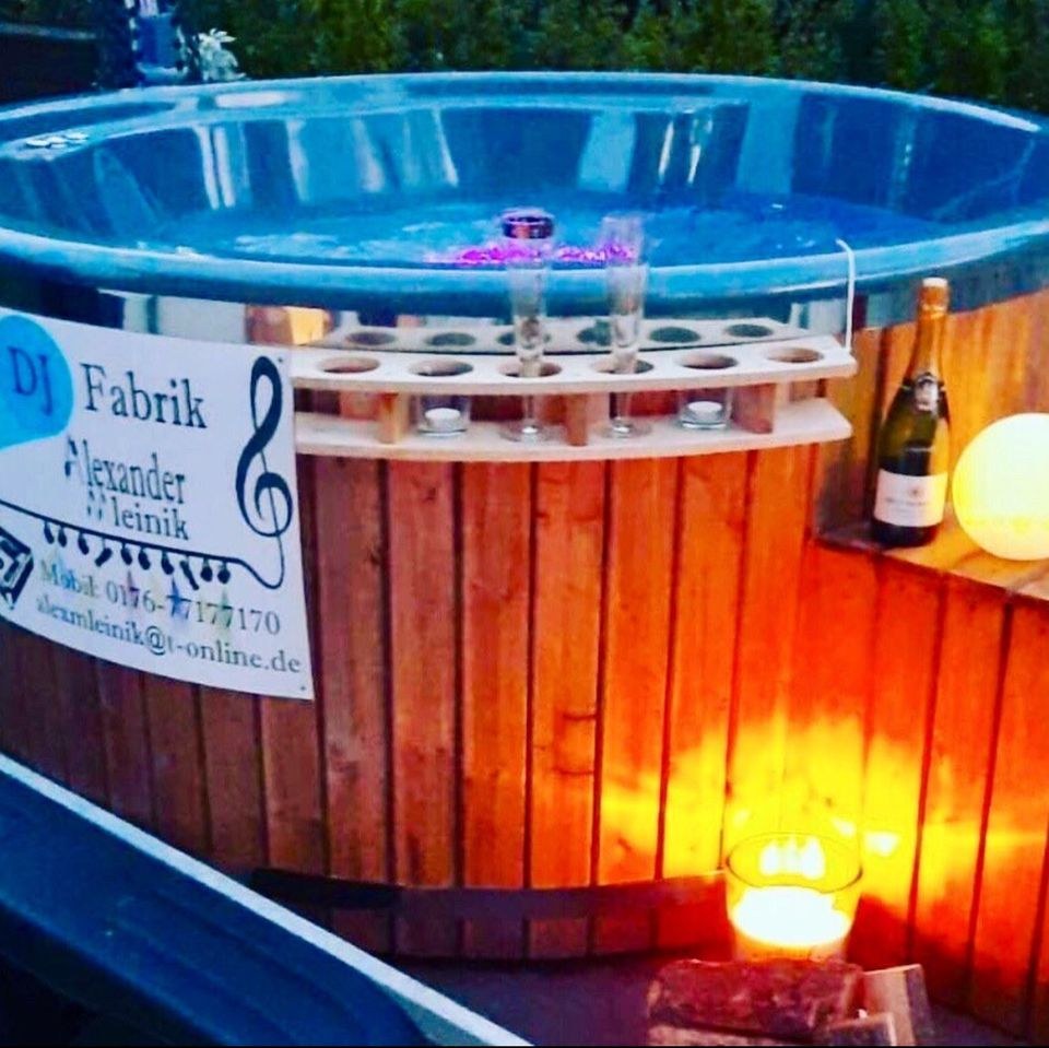 ❌Mobile Badefass Hot Tub Deluxe Jaccuzzi mieten bei Party DJ Fabrik" – 2