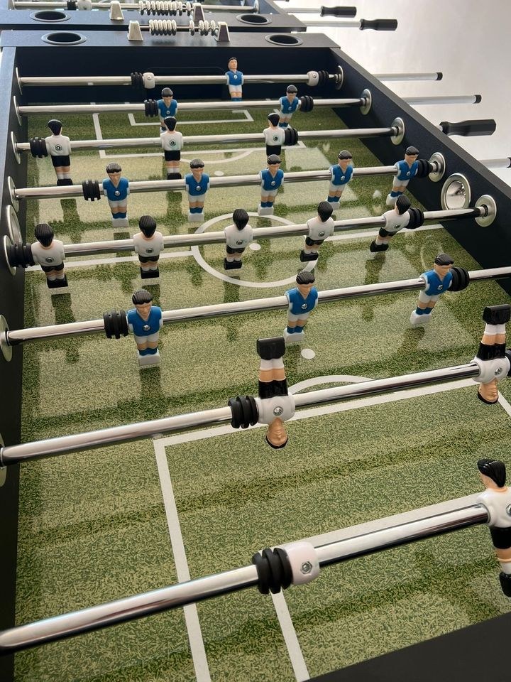 Kickertisch Spaß Equipment Tischkicker mieten bei Party DJ Fabrik" – 4