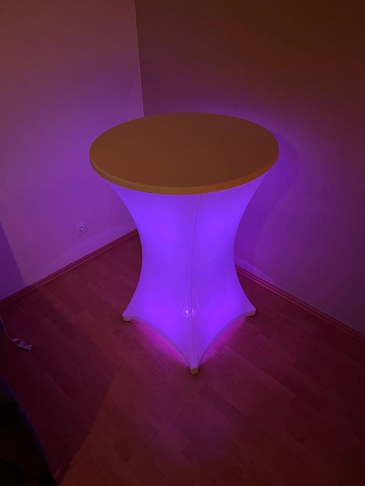 Stehtisch Stehtische mieten in Bad Oeynhausen – für Empfang & Party – 3