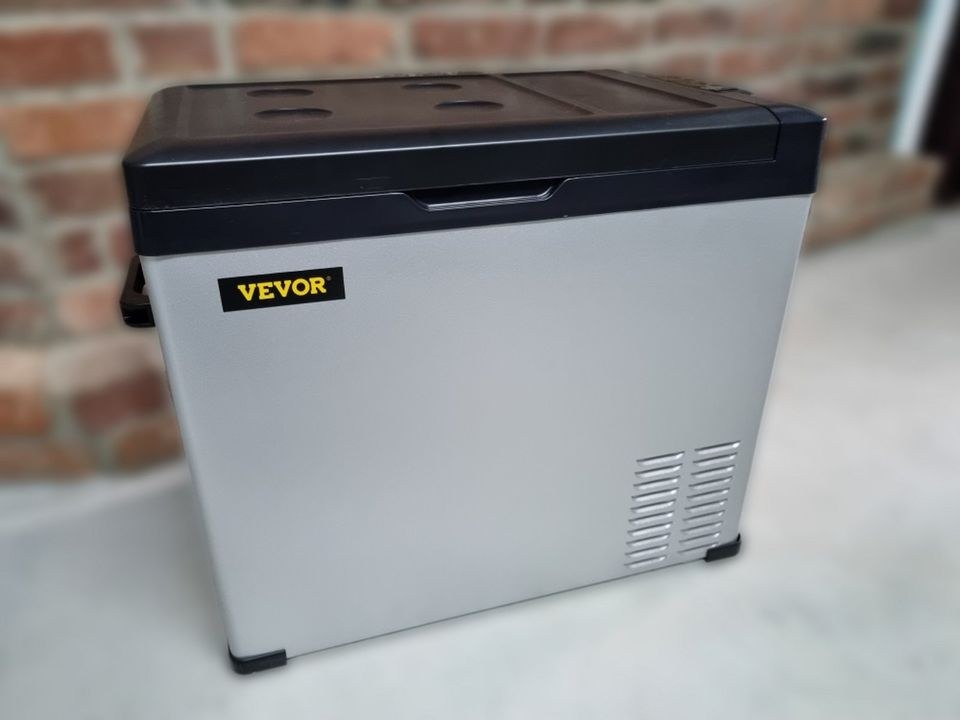 Kompressor Kühlbox 50 l 12 24 230V +20 20° mieten in Extertal