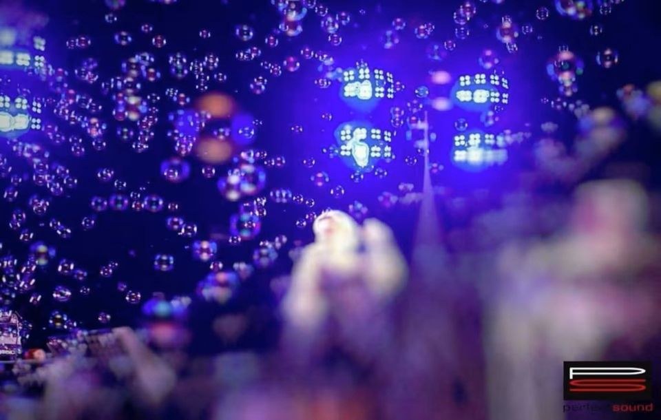 Seifenblasenmaschine Bubble Machine Partyblasen mieten in Rheine – 4