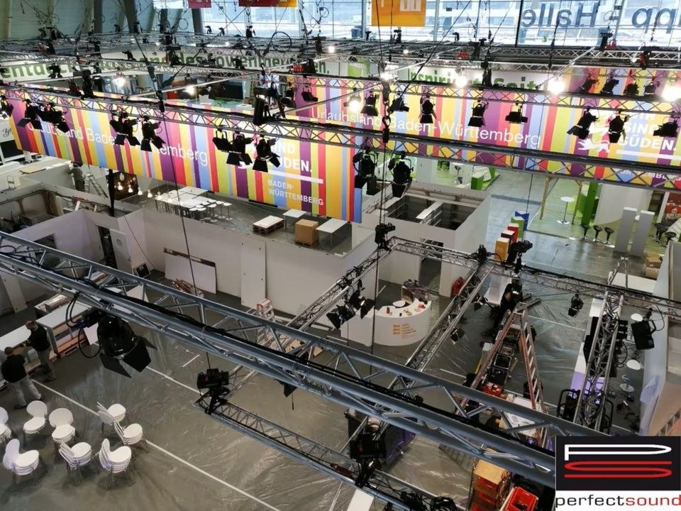 TRAVERSEN MESSESTAND N FLEXIBEL PROFESSIONELL mieten bei perfect sound – 4