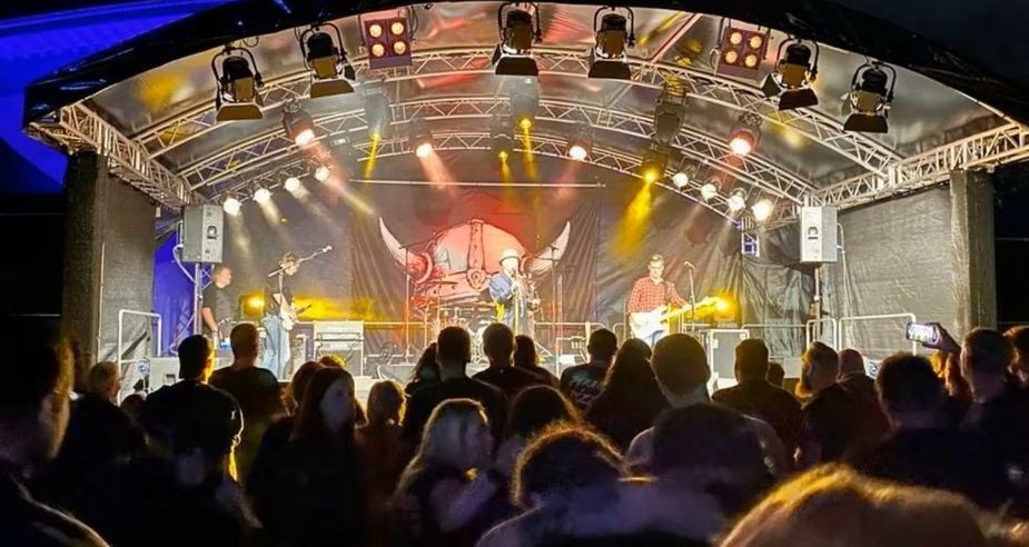 Rund Bühnendach Milos MR1 Eventdach Bühne mieten bei perfect sound – 3