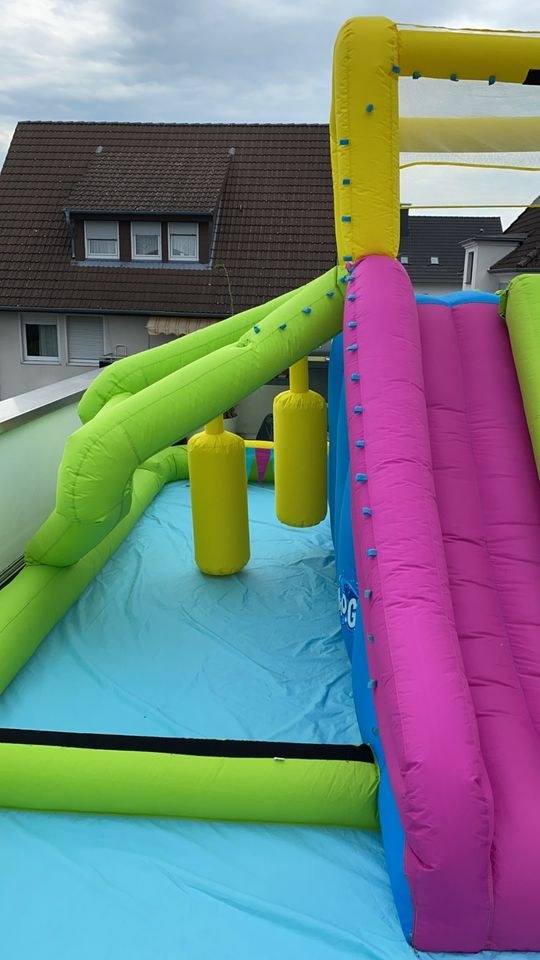 Wasser Hüpfburg Mega Park mieten in Senne – Hüpfspaß für jede Feier – 4