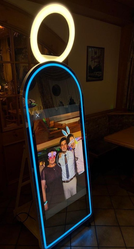 Fotospiegel magic mirror Fotobox mieten in Senne – 3