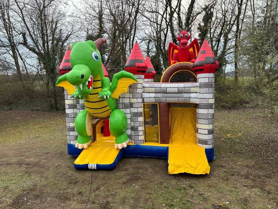Hüpfburg Drachen Ritterburg mieten in Senne – Hüpfspaß für jede Feier