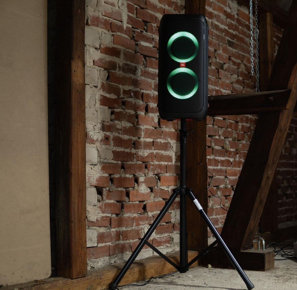 Jbl Musik PartyBox 310 mieten in Senne – Party-Sound – 3