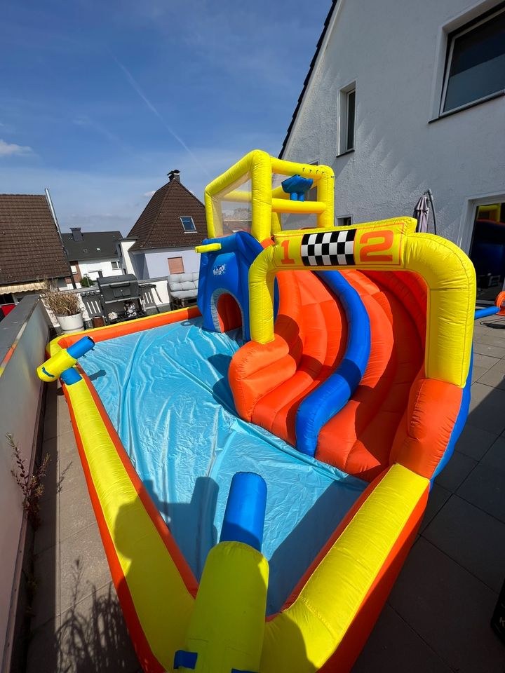 Wasser Hüpfburg Water Park mieten in Senne – Hüpfspaß für jede Feier