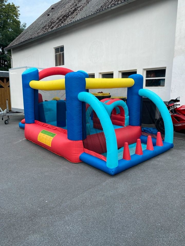 Hüpfburg Dschini mieten in Senne – Hüpfspaß für jede Feier – 4