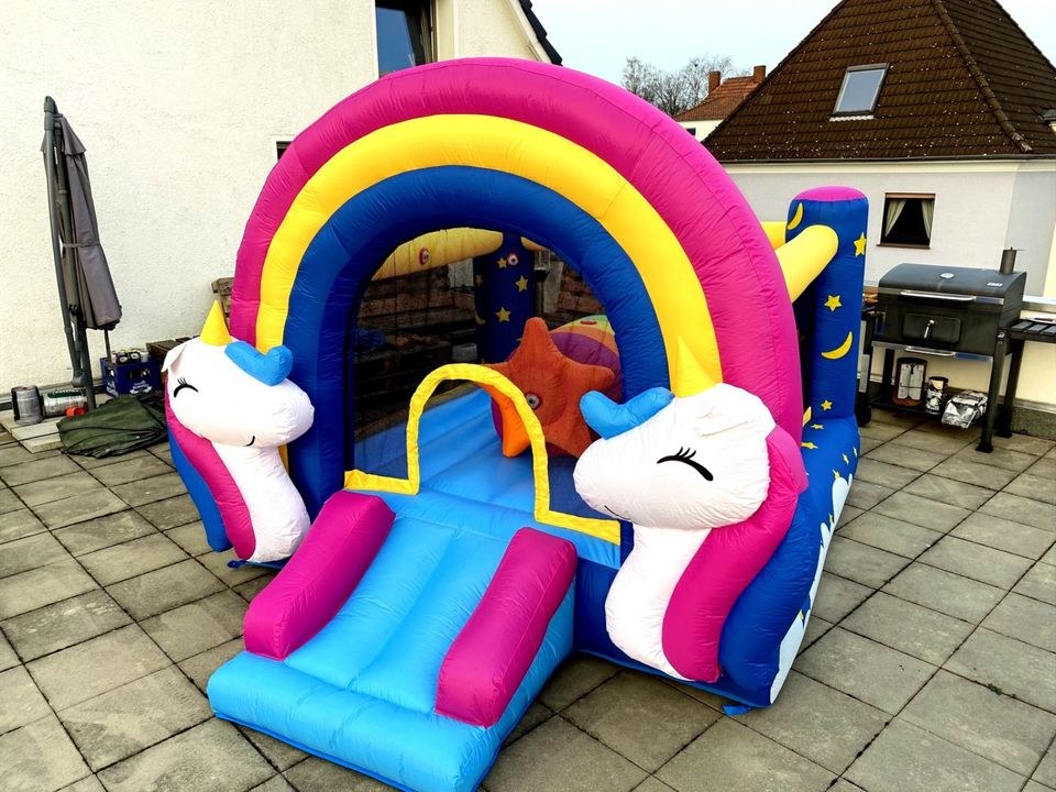 Hüpfburg Mini Einhorn mieten in Senne – Hüpfspaß für jede Feier