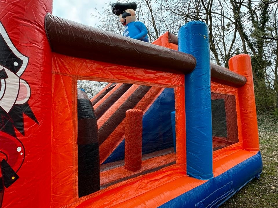 Profi Hüpfburg Piraten Insel mieten in Senne – Hüpfspaß für jede Feier – 4
