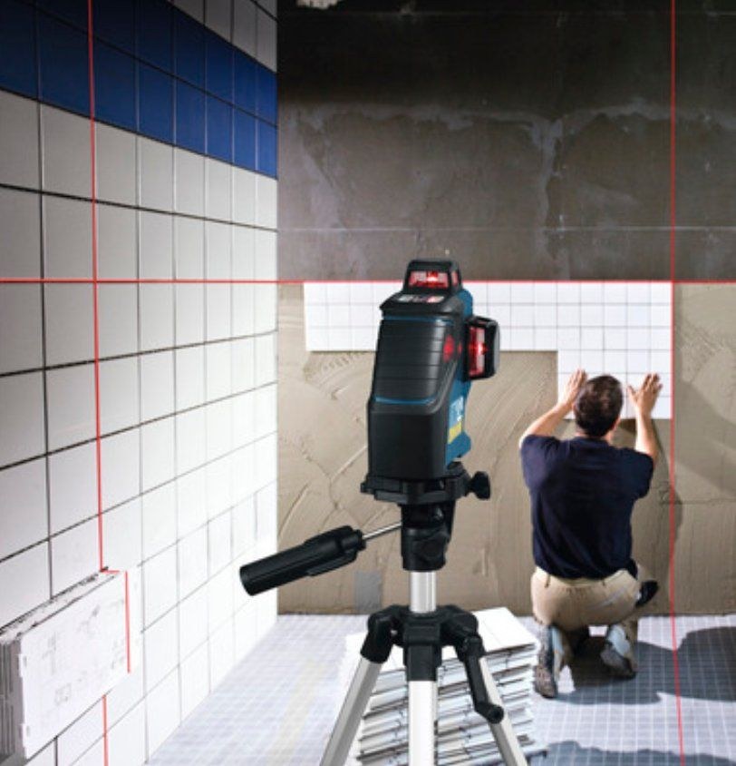 Bosch Kreuzlinienlaser GL 3 80 Stativ mieten in Gosen-Neu Zittau – 4