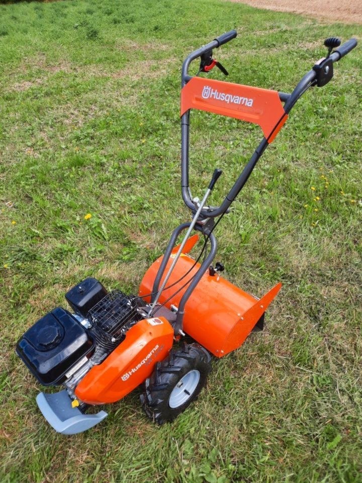 Gartenfräse Husqvarna Motorhacke Fräse mieten bei PS Minibaggerverleih